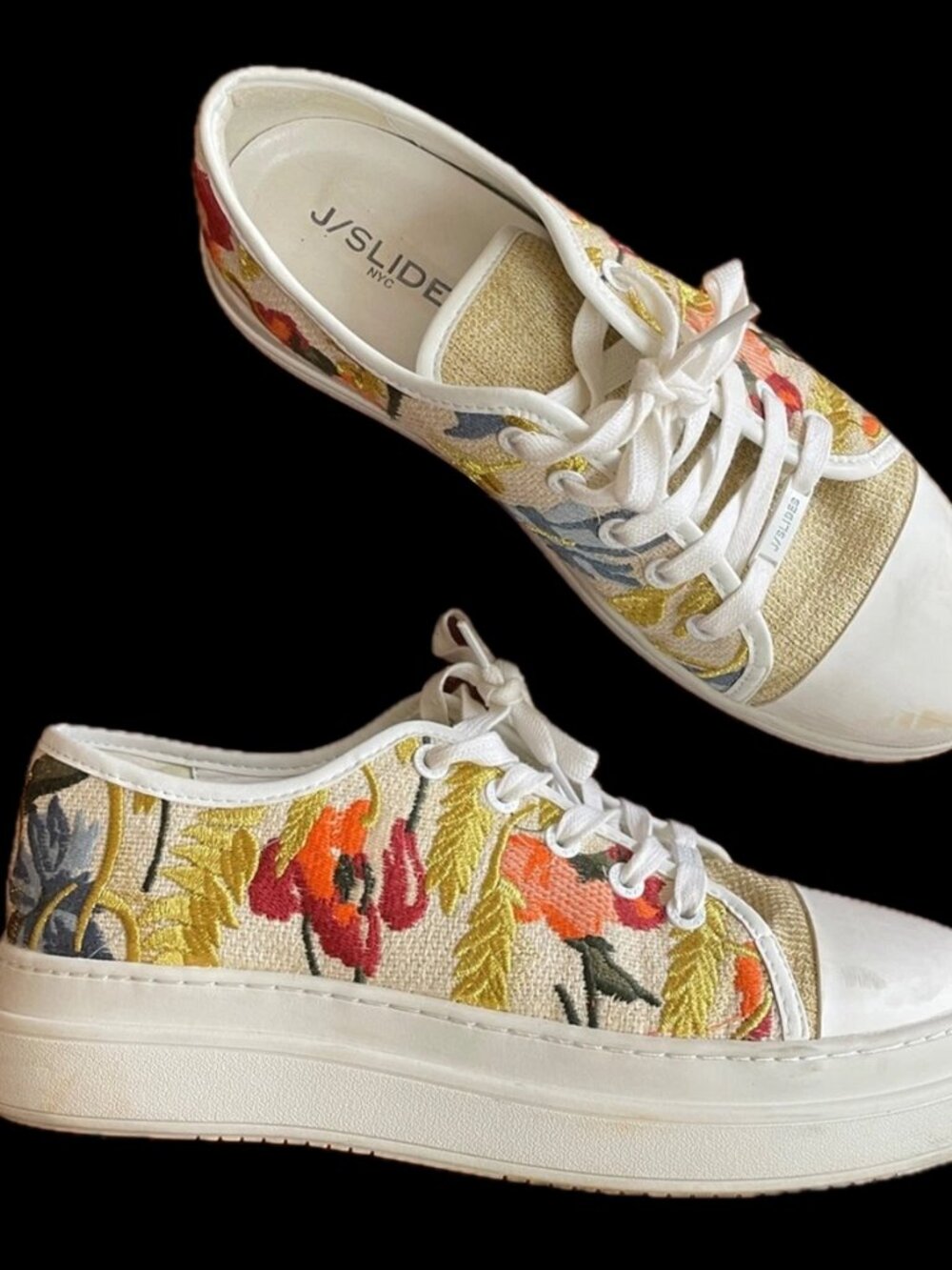 J/slides embroidered fabric sneaker size 8 never worn